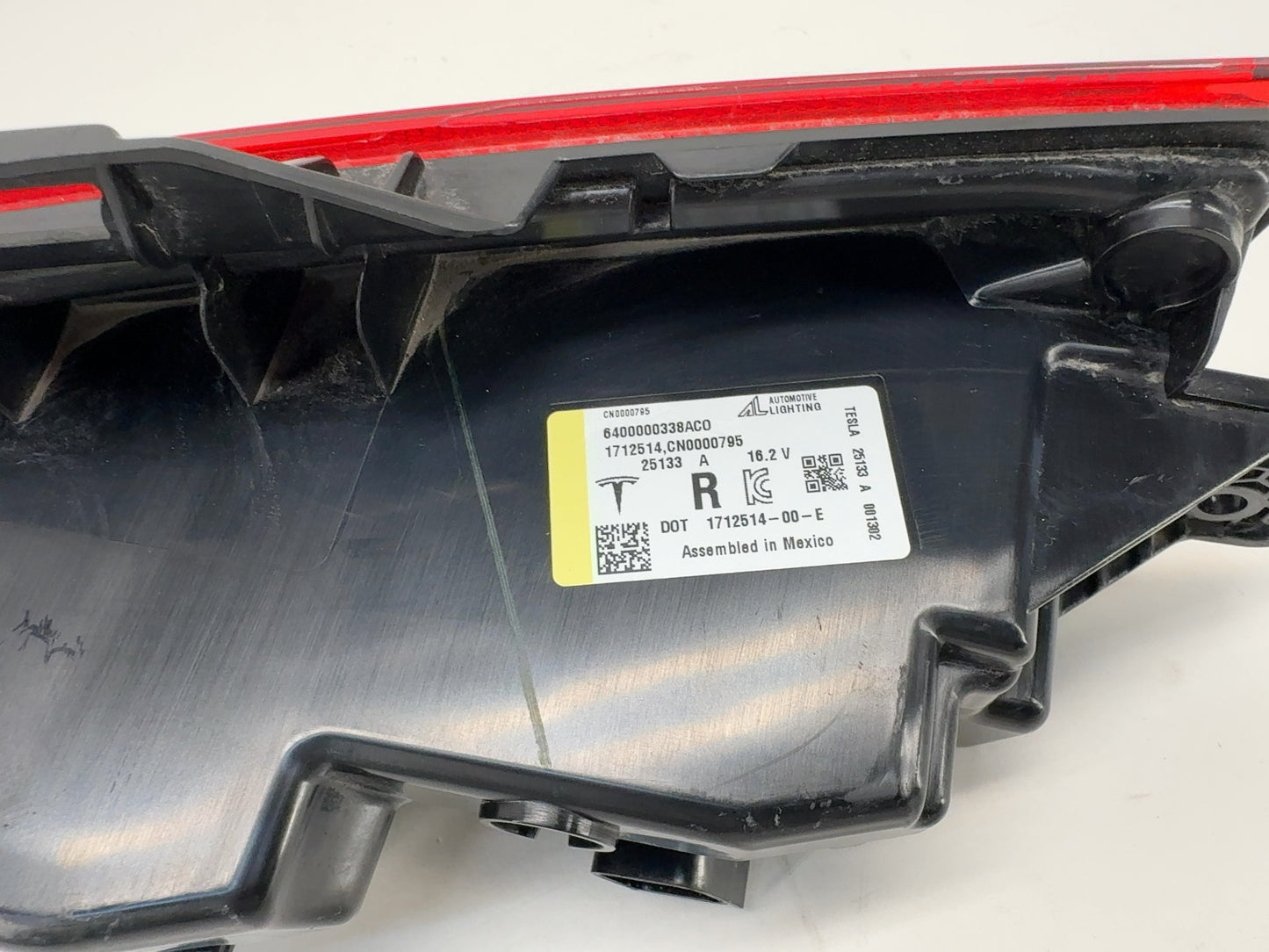 2025 Tesla Model 3 Highland Rear Bumper Right Light 1712514-00-E