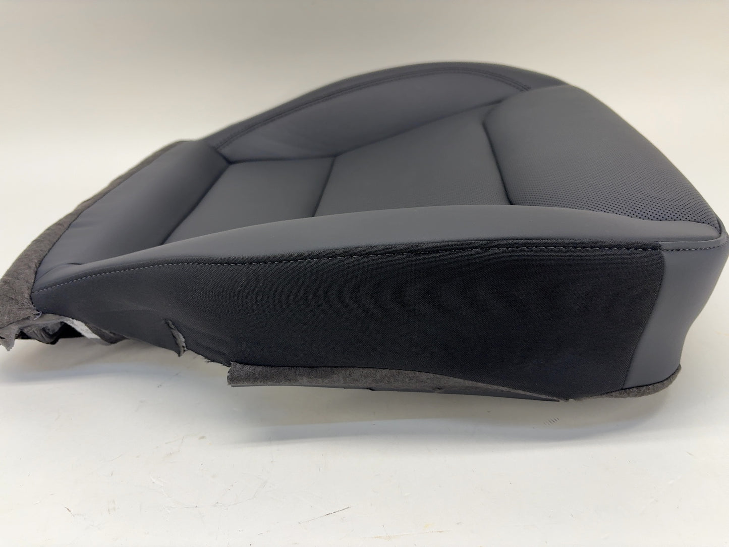 2025 Tesla Model 3 Highland Front Left Lower Seat Cushion 1997744-01-D