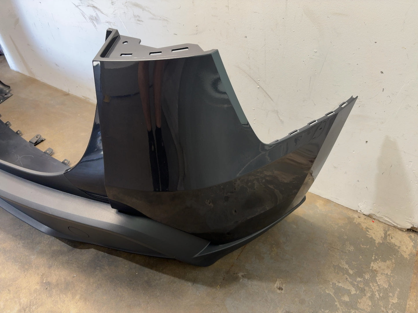 2026 Tesla Model Y Juniper Rear Bumper Assembly 1949200-05-C