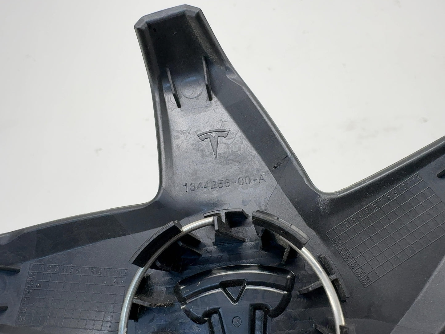 2025 Tesla Model 3 Highland Wheel Cap 1344256-00-A