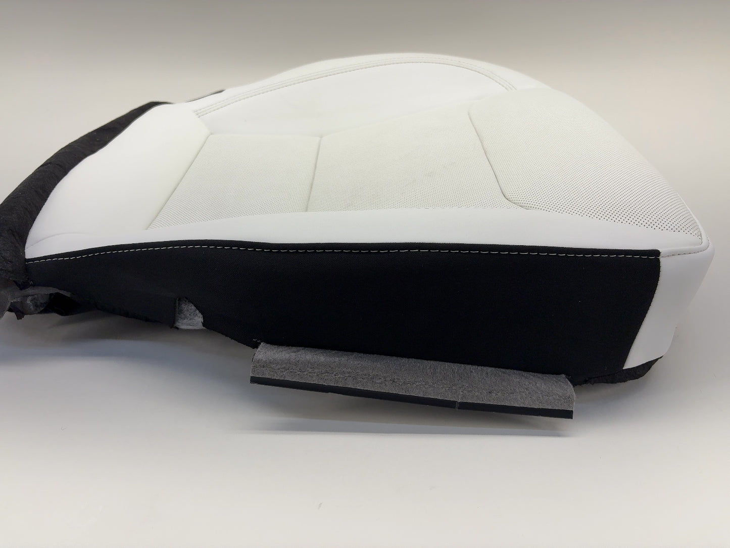 2025 Tesla Model 3 Highland Front Left Seat Lower Cushion White 1997744-02-C