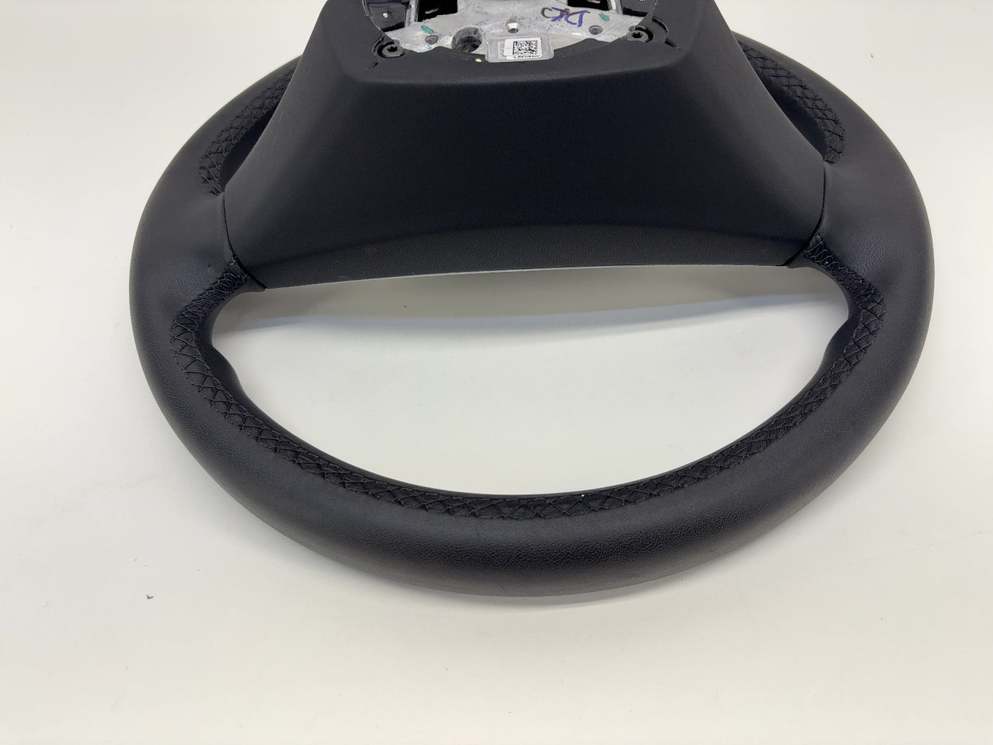 2025 Tesla Model 3 Highland Steering Wheel Pur Leather 1735339-00-G