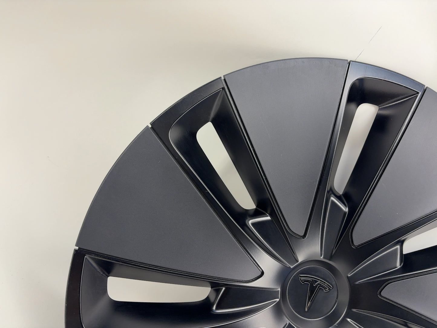 2024-2025 Tesla Model 3 Highland 18 Inch Photon Wheel Cover Note* 1344251-P0-B