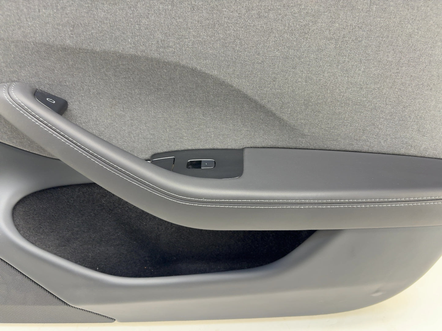 2025 Tesla Model 3 Highland Front Right Door Panel 1776740-20-E
