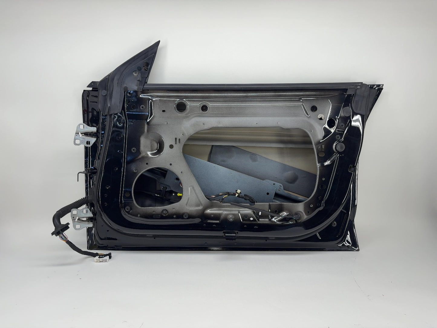 2024-2025 Tesla Model 3 Highland Front Right Door Shell 1751846-E0-A