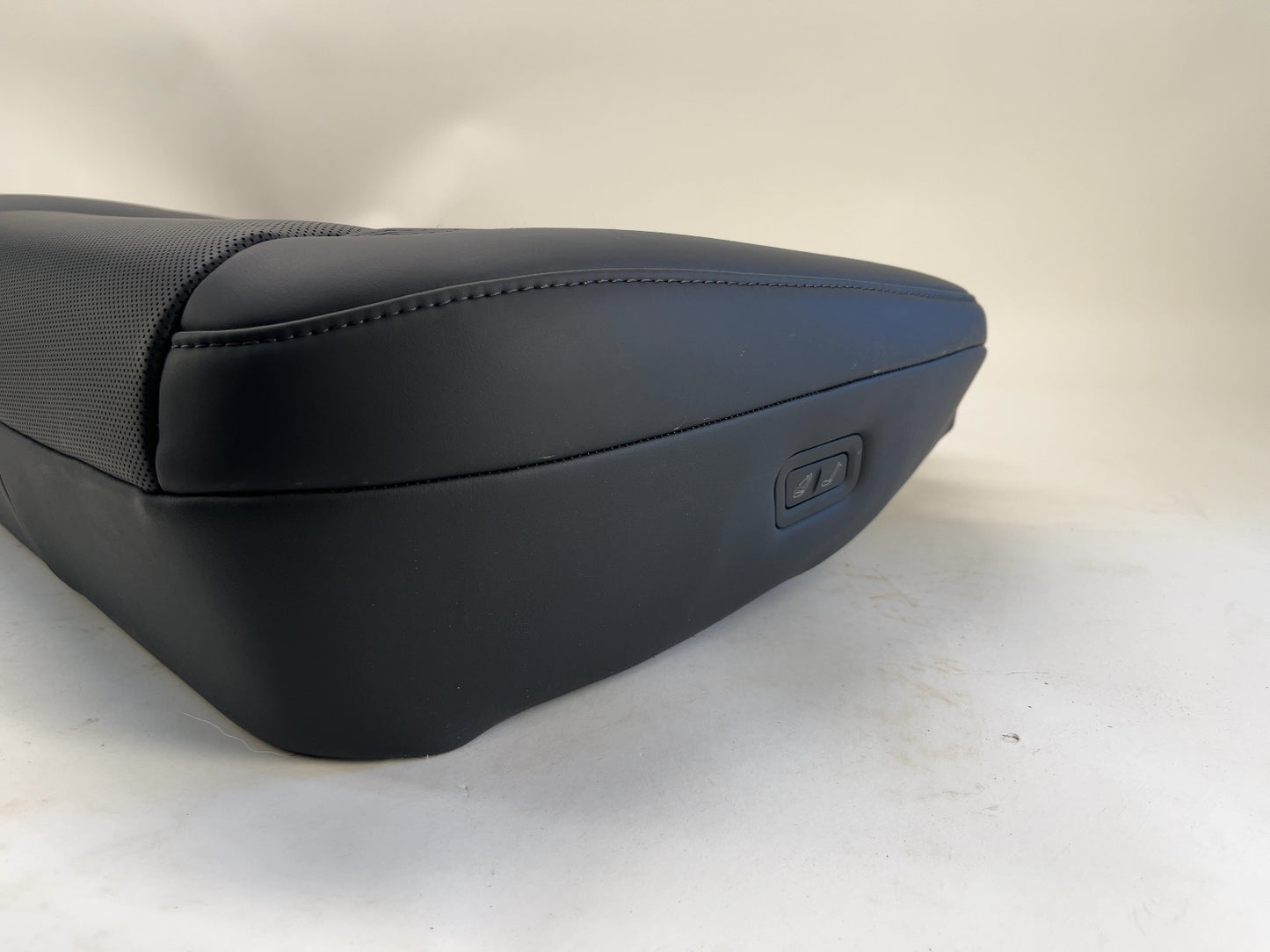 2026 Tesla Model Y Juniper Second Row Seat Cushion Black 2000040-F1-A