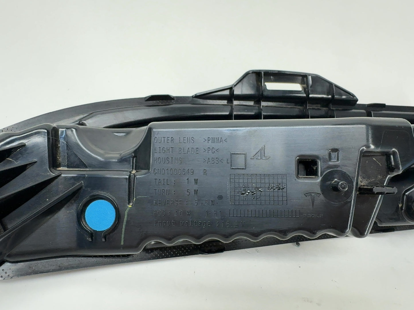 2025 Tesla Model 3 Highland Rear Bumper Right Light 1712514-00-E