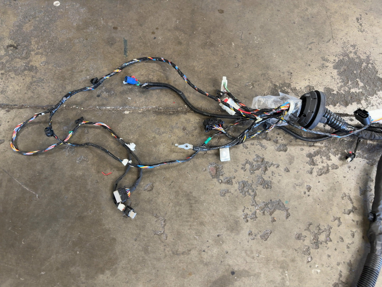 2026 Tesla Model Y Juniper Front Body Harness 1933901-11-D
