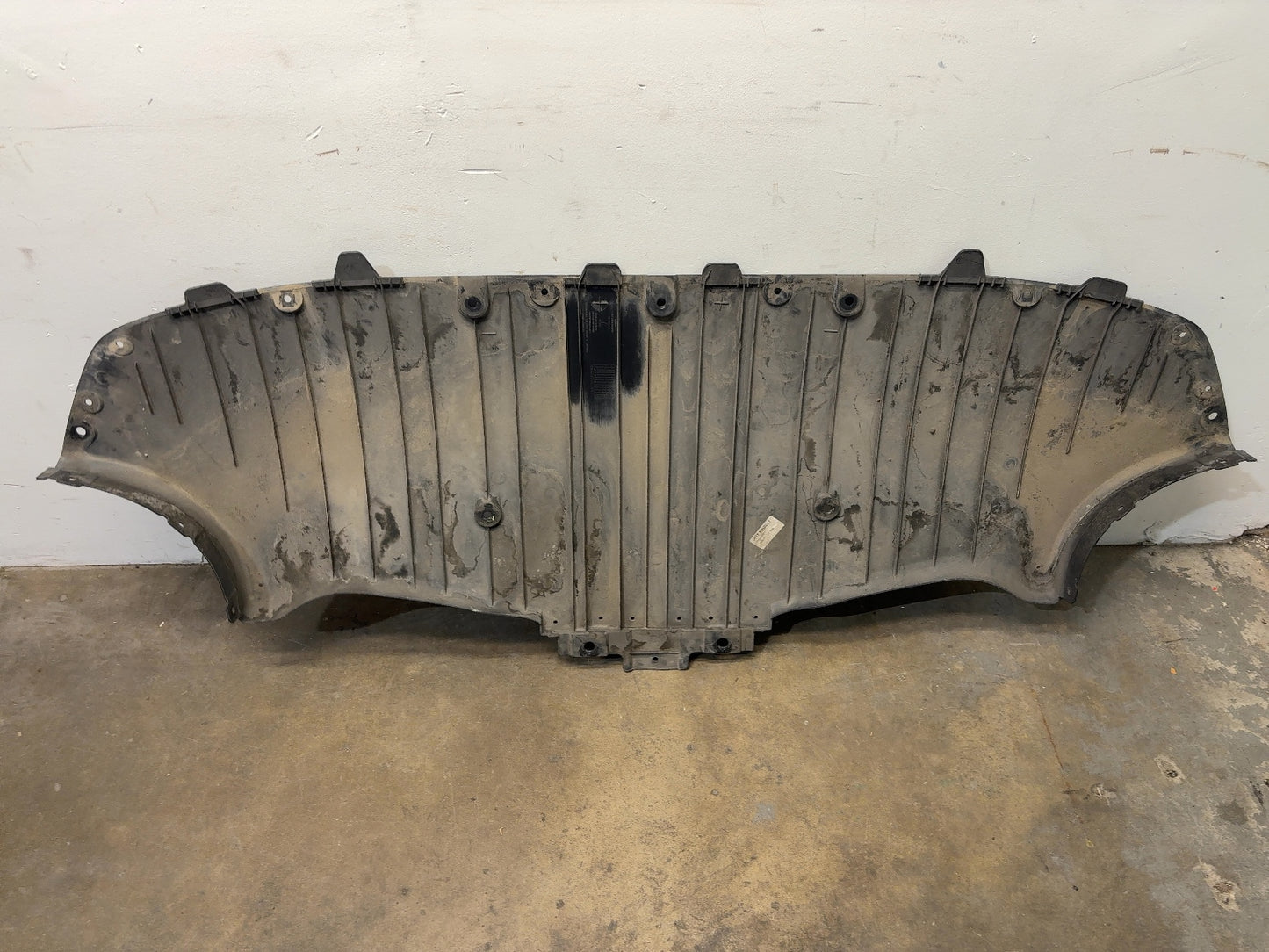 2023 Tesla Model Y Diffuser Rear Fascia 1638051-TX-B
