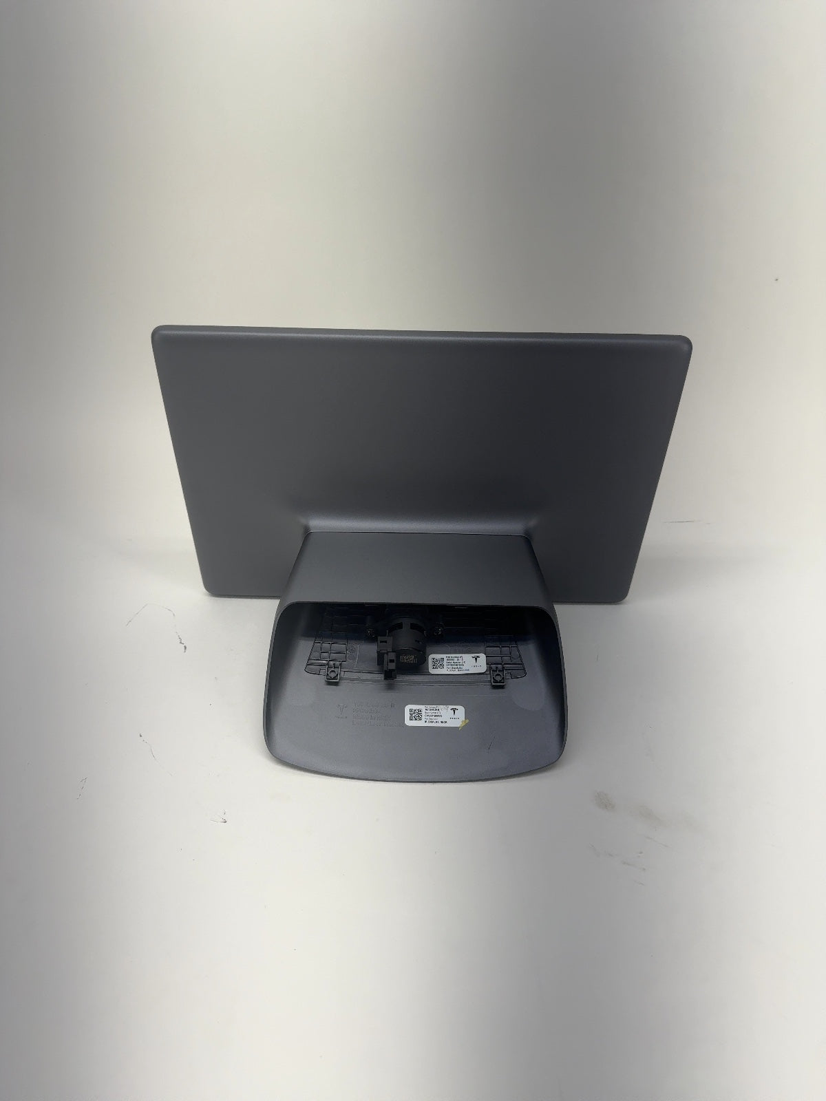 2024-2026 Tesla Model 3 Highland Center Display 1756566-00-D