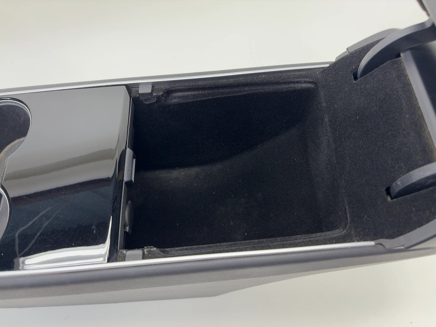 2018 Tesla Model 3 Center Console 1087900-00-D