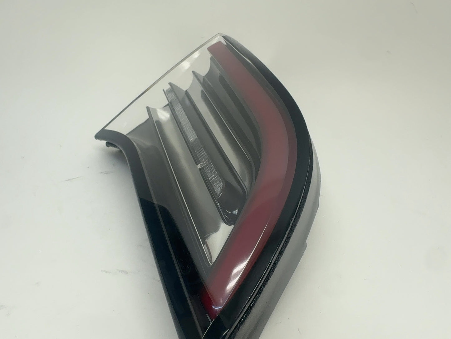 2021-2023 Tesla Model 3 Tail Lamp Liftgate Trunk Left 1077401-00-G