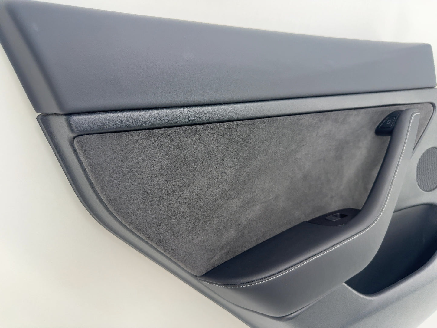 2022-2023 Tesla Model 3 Rear Left Door Panel 1588128-91-B
