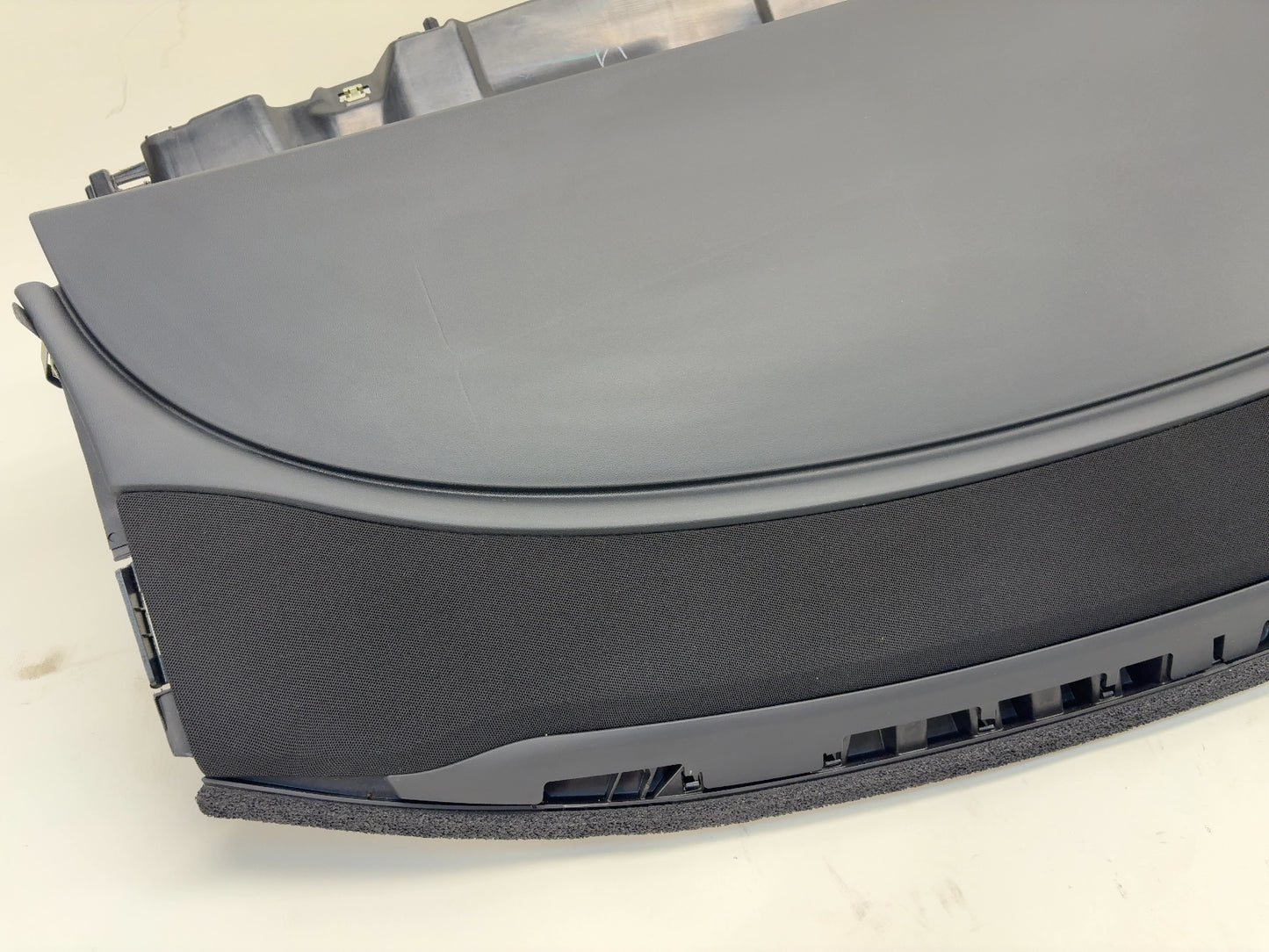 2020-2025 Tesla Model 3 Dash Panel With Airbag 1077823-00-G