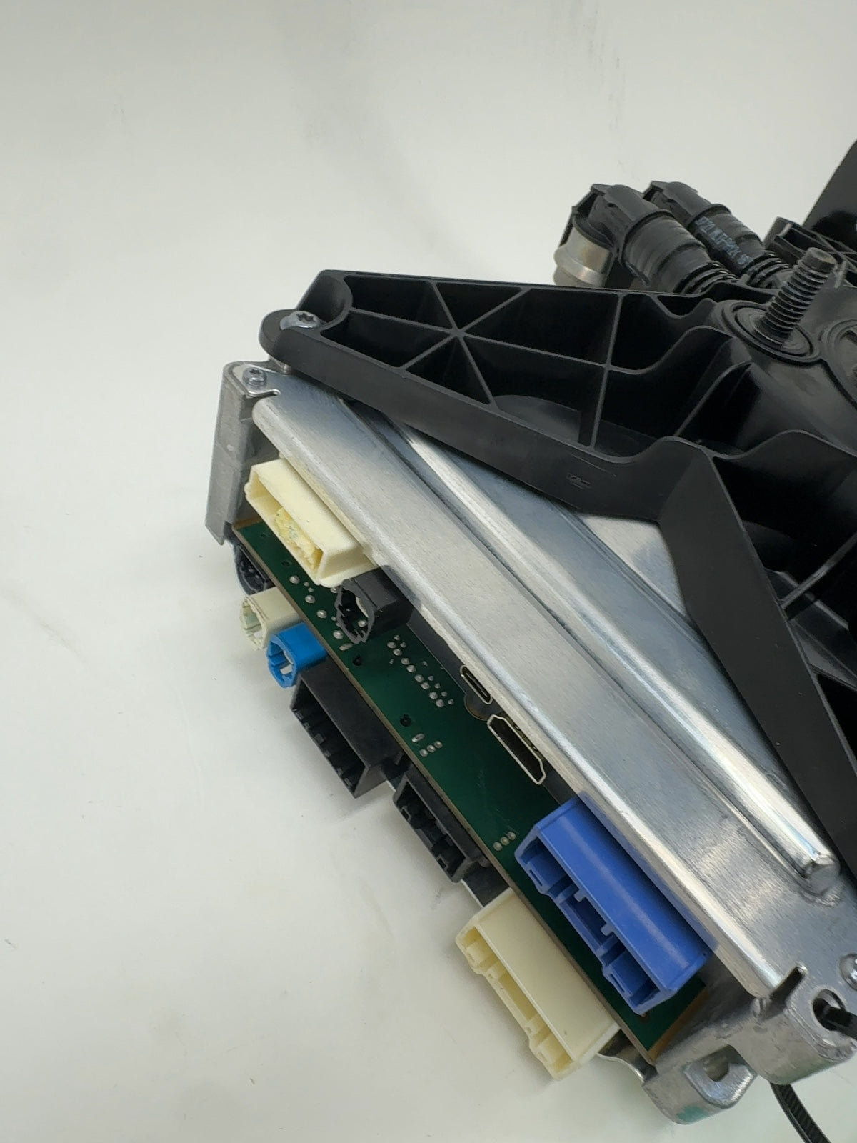 2022-2023 Tesla Model 3 Car Computer 1681271-00-G
