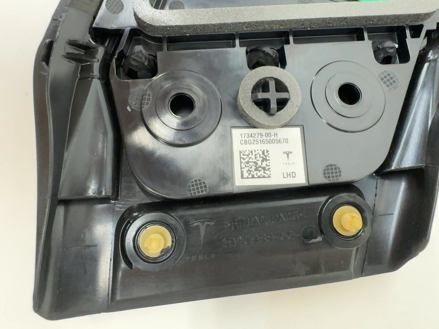 2024-2026 Tesla Model 3 Highland B Pillar Glass w Camera Right 1734279-00-H