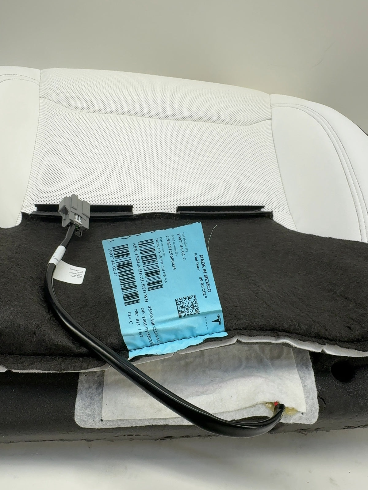 2025 Tesla Model 3 Highland Front Left Seat Lower Cushion White 1997744-02-C