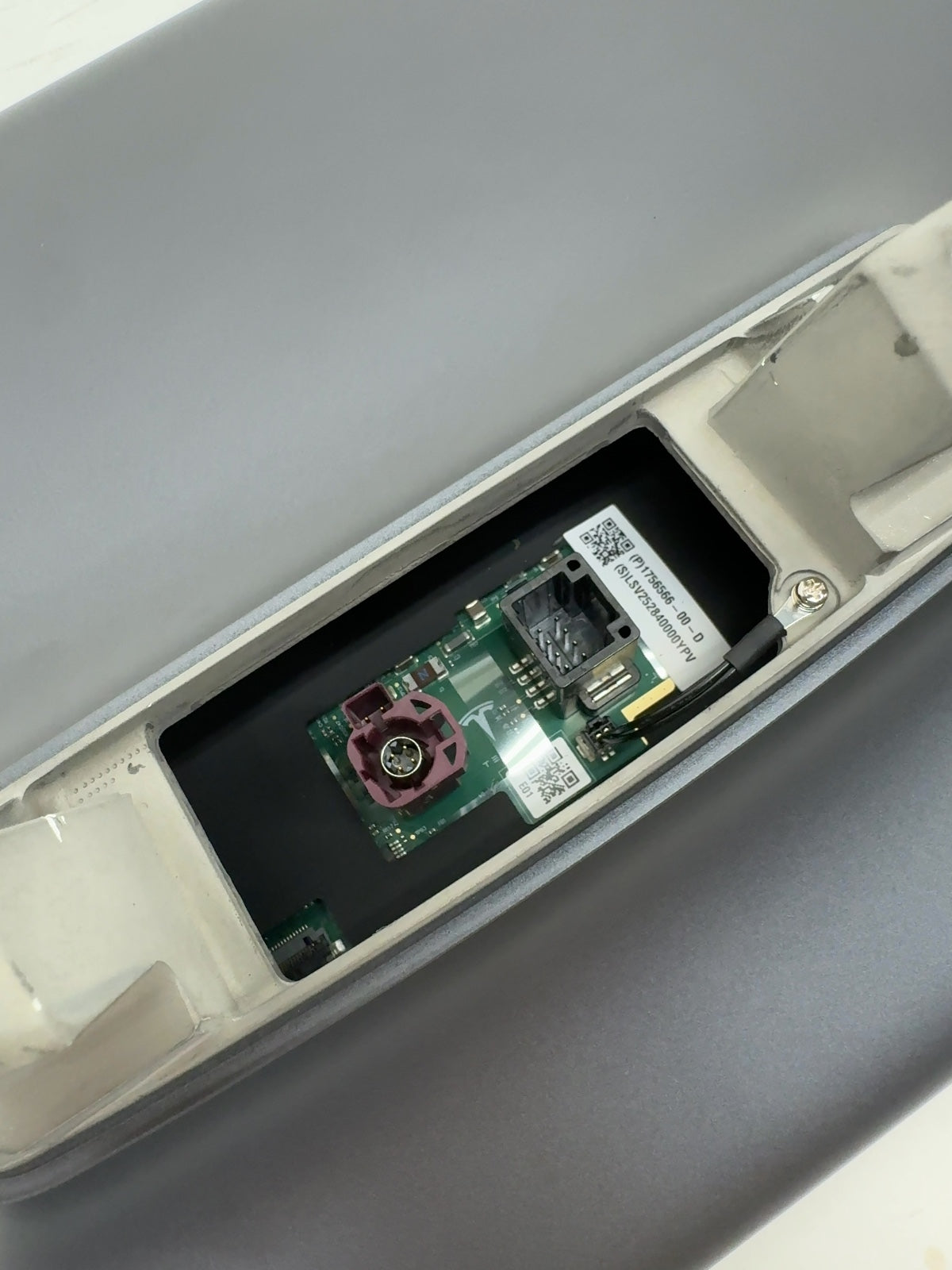2024-2026 Tesla Model 3 Highland Center Display 1756566-00-D