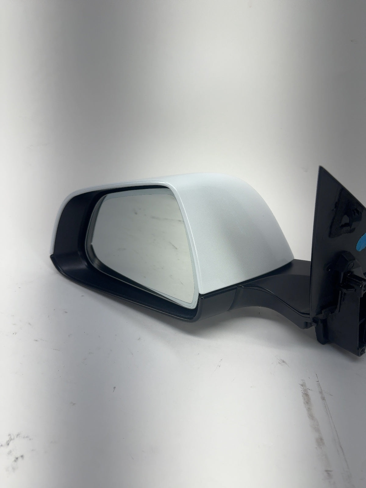 2022-2023 Tesla Model 3 Front Left Door Mirror Assembly 1592031-00-D
