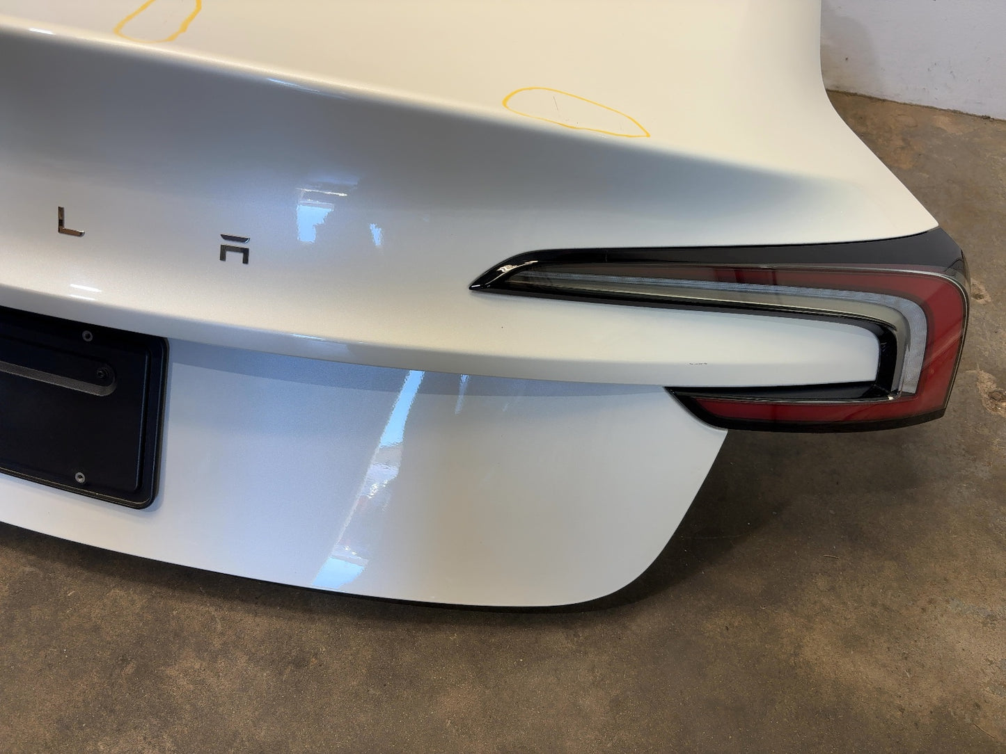 2024-2026 Tesla Model 3 Highland Trunk Lid Assembly 1714928-E0-B