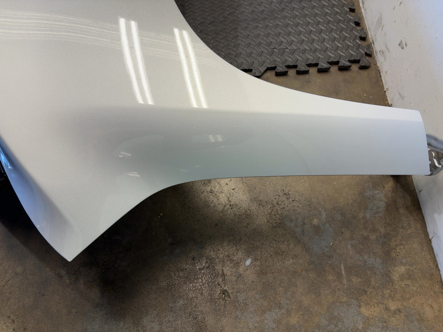 2018 Tesla Model 3 Trunk Lid Assembly 1081460-E0-B