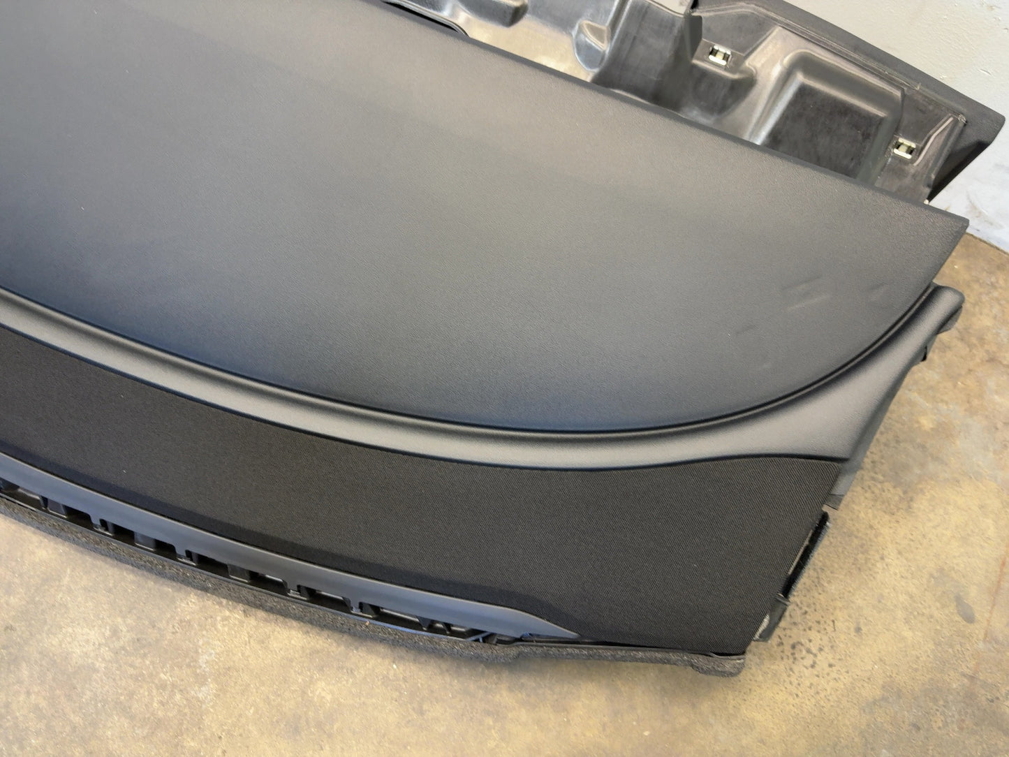 2020-2025 Tesla Model 3 Dash Panel With Airbag 1077823-00-G