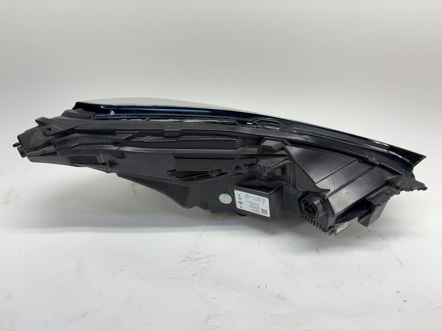 2023 Tesla Model 3 Left Headlamp 1514952-00-D