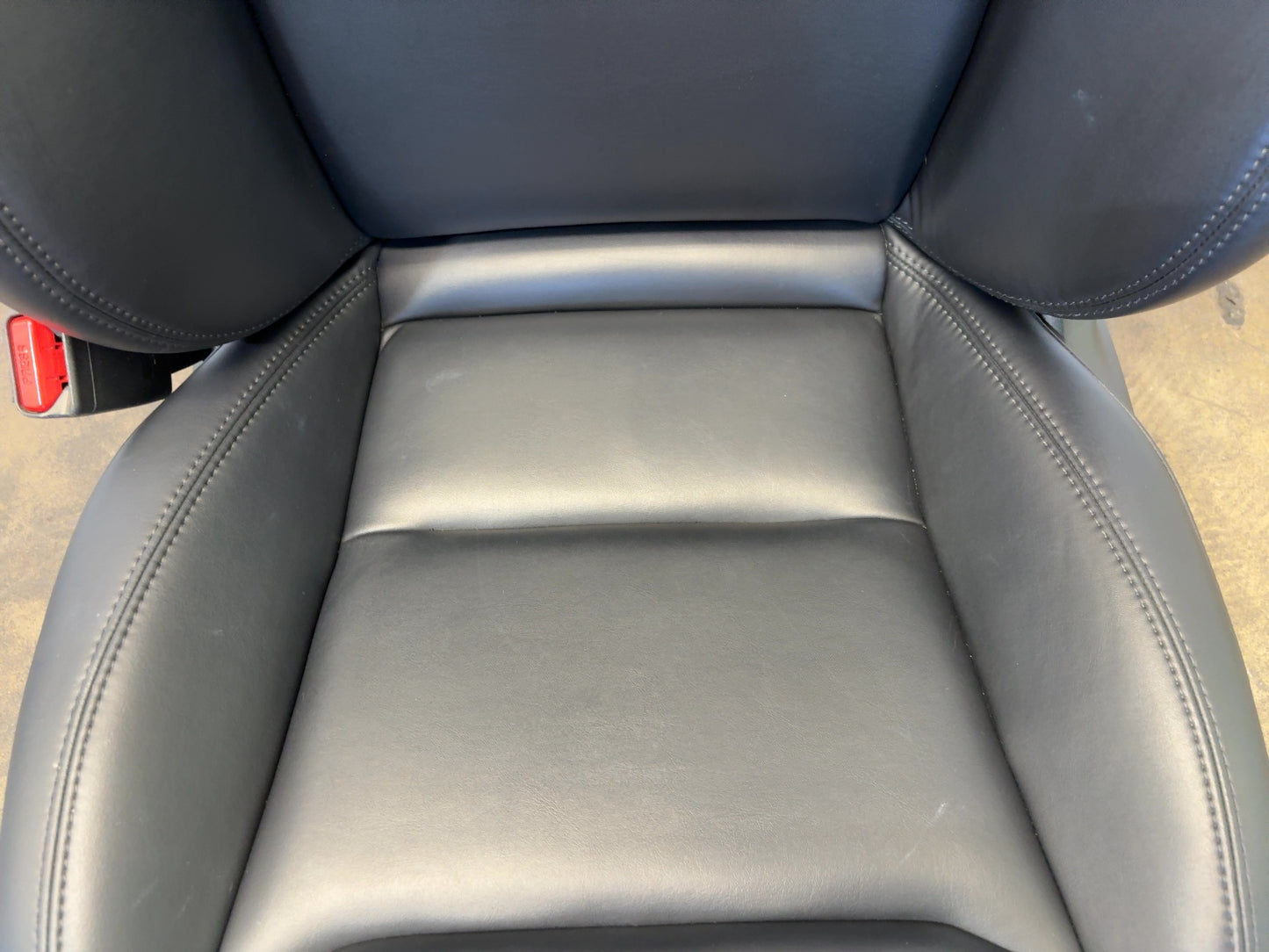 2020 Tesla Model S Front Left Seat Assembly 3876527-02-C