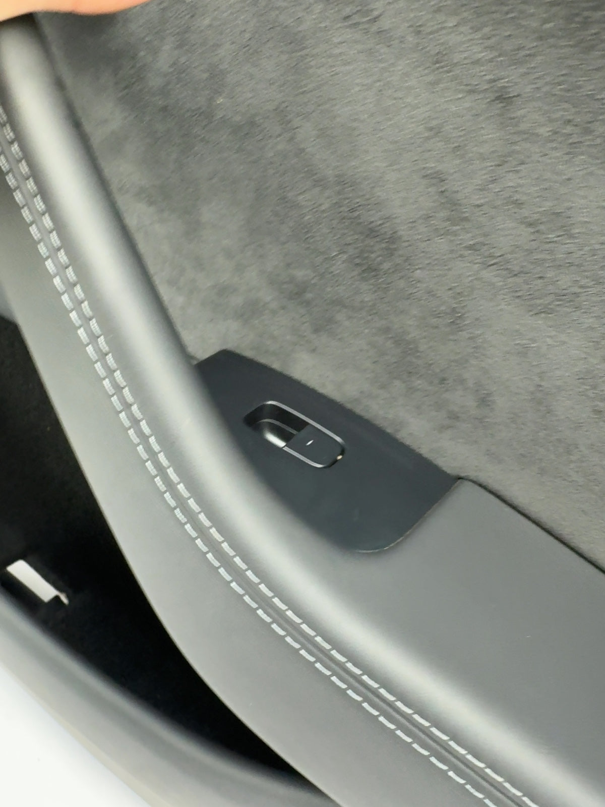 2026 Tesla Model Y Juniper Door Trim Rear Right Black 3643297-52-F