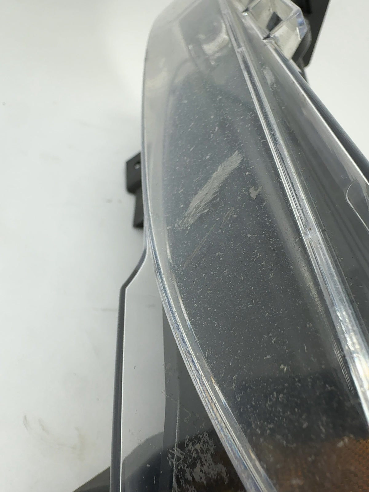 2021-2023 Tesla Model 3 Right Passenger Foglamp 1077392-00-F