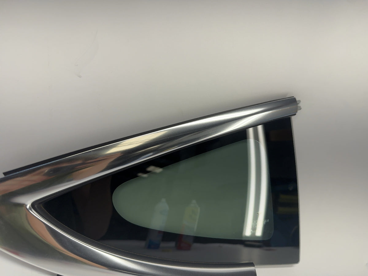 2018 Tesla Model 3 Right Quarter Glass 1098758-00-F