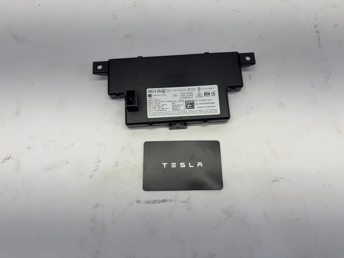 2022-2023 Tesla Model 3 Car Computer With Security Module 1681271-00-G