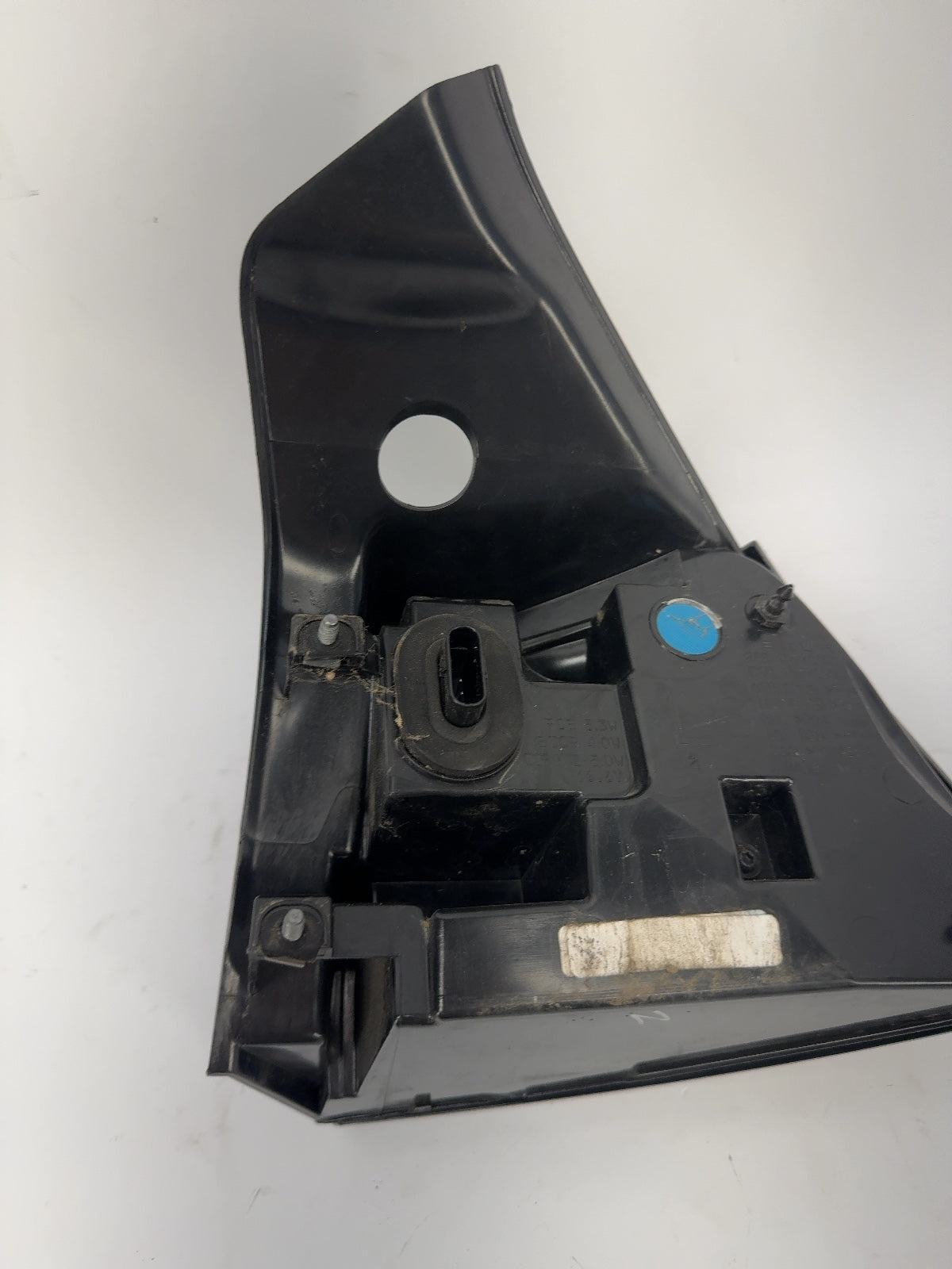 2021-2023 Tesla Model 3 Tail Lamp Rear Bodyside Left 1077397-00-H