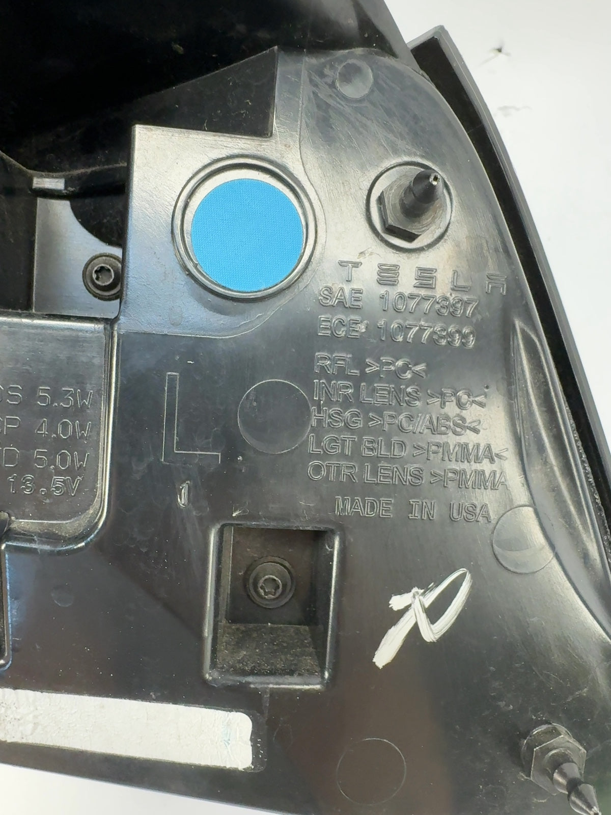 2021-2023 Tesla Model 3 Tail Lamp Rear Bodyside Left 1077397-00-H