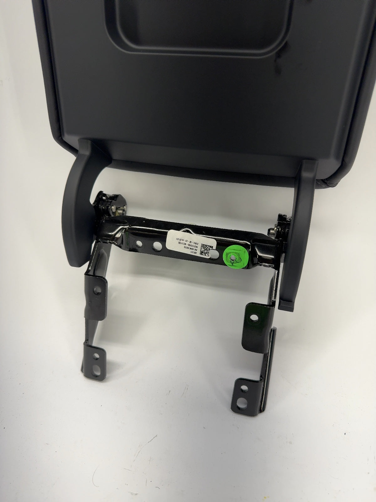 2024 Tesla Model 3 Highland Center Console Armrest 1714422-20-E