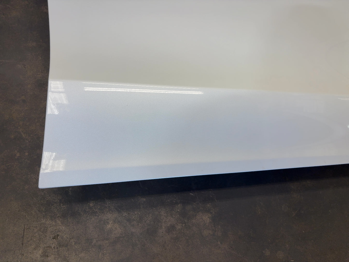 2026 Tesla Model Y Juniper Front Right Door Shell 2035501-E0-A
