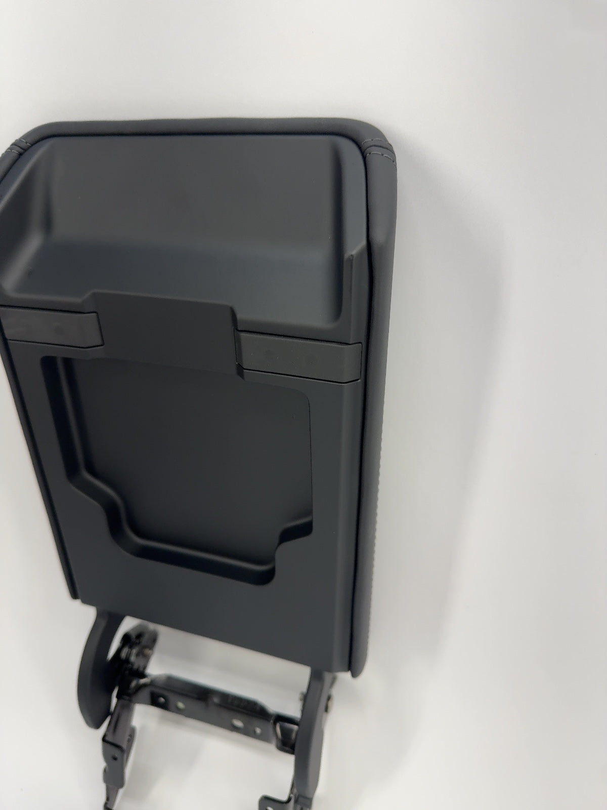 2025-2026 Tesla Model 3 Highland Center Console Armrest 1714422-24-G