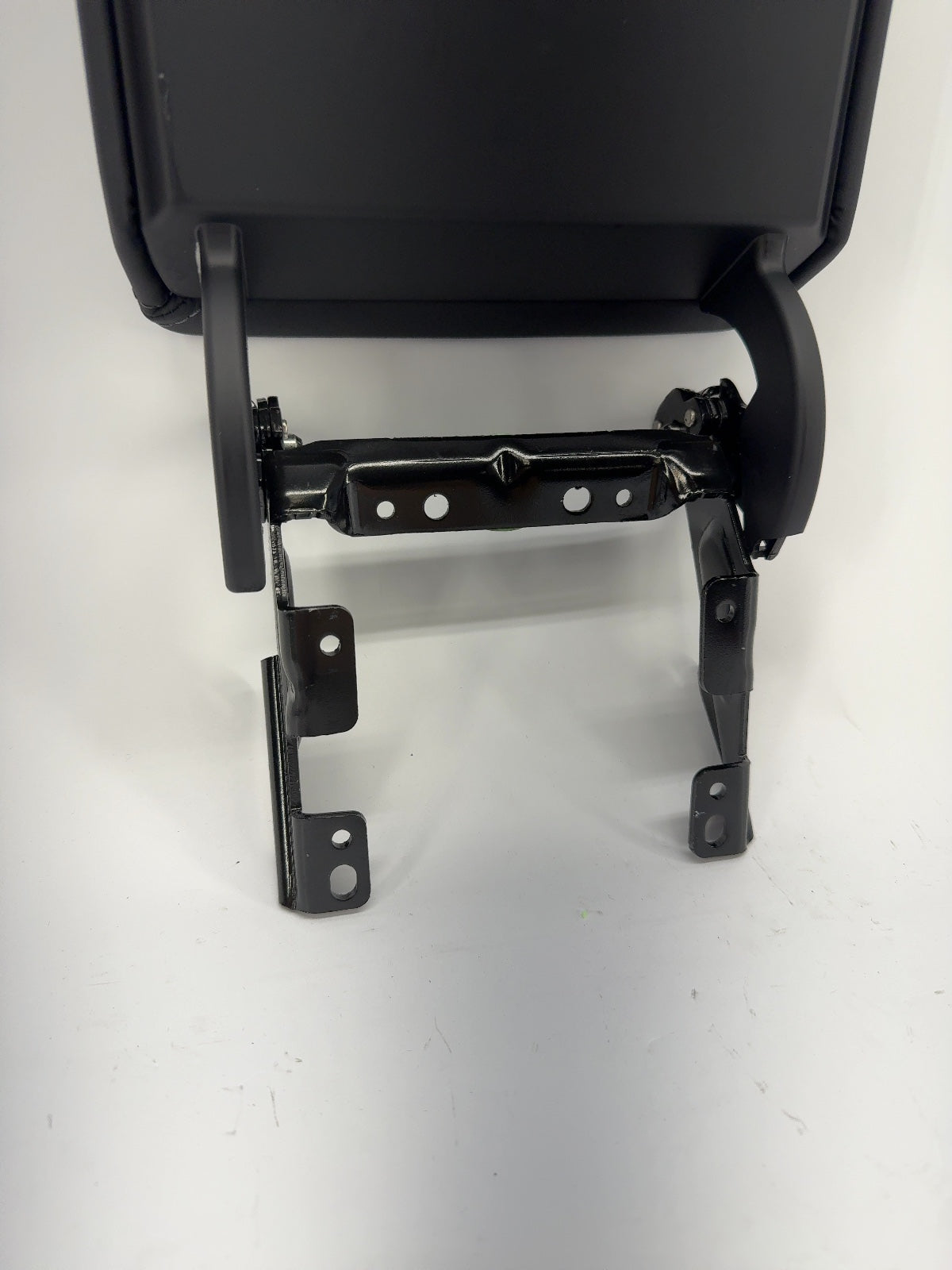 2025-2026 Tesla Model 3 Highland Center Console Armrest 1714422-24-G