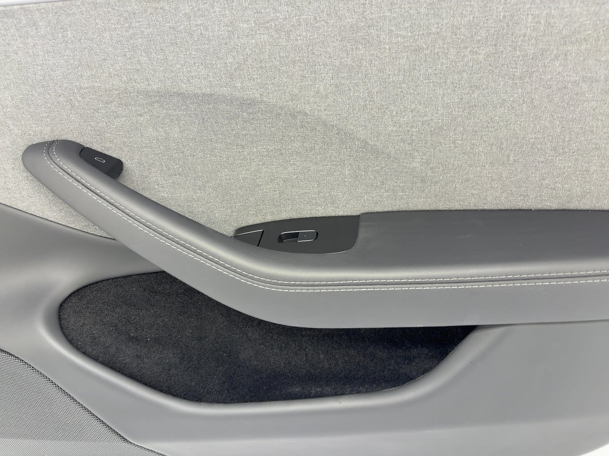 2025 Tesla Model 3 Highland Front Right Door Panel 1776740-20-E