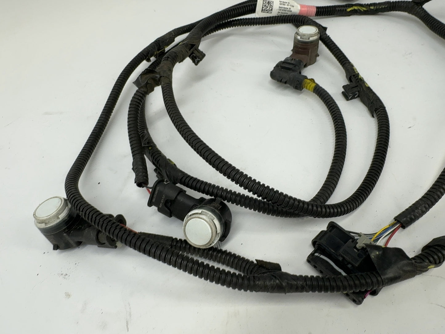 2018-2019 Tesla Model 3 Rear Harness Fascia With Sensors 1067959-00-D