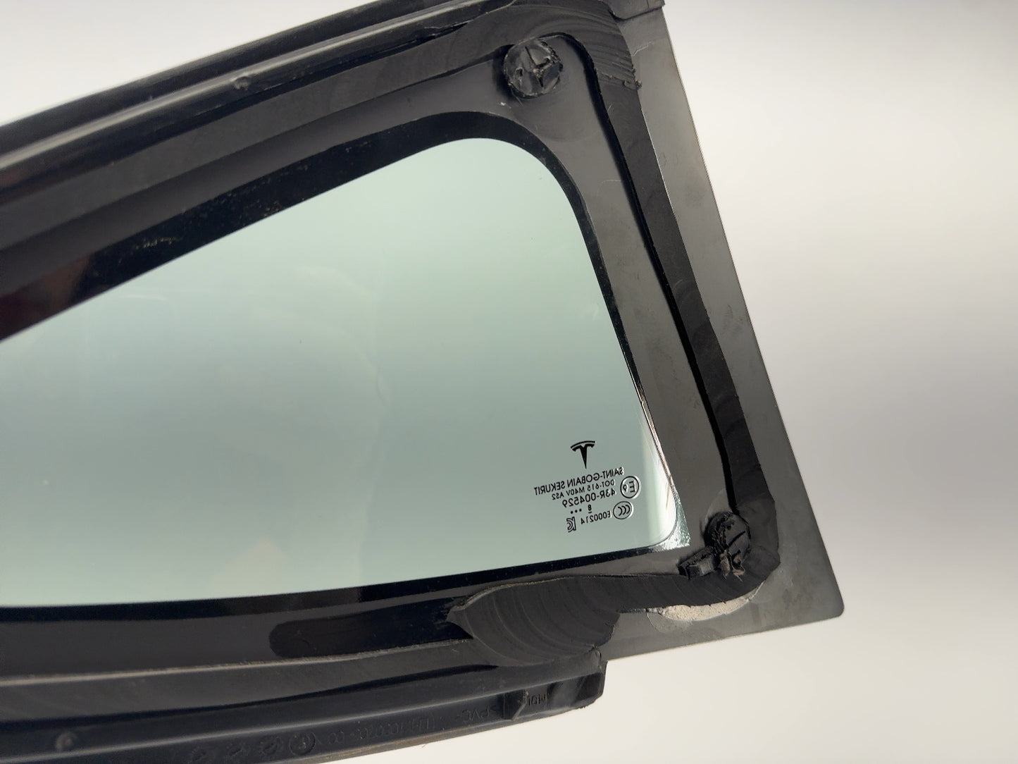 2018-2019 Tesla Model 3 Left Quarter Glass 1098757-00-F
