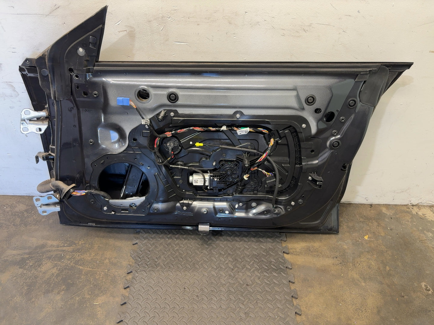 2024-2026 Tesla Model 3 Highland Front Right Door Shell 1751846-E0-A
