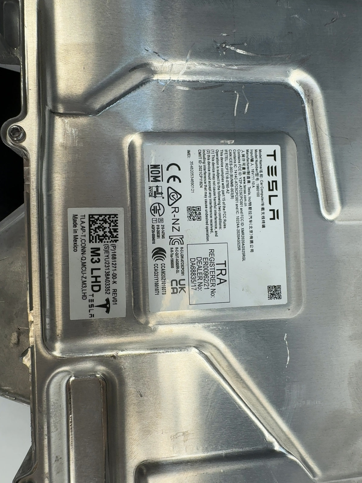 2023 Tesla Model 3 Car Computer With Security Module 1681271-00-K