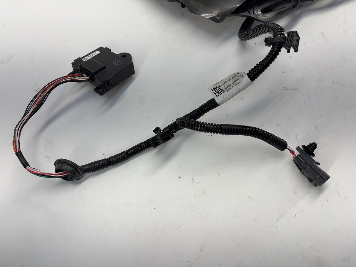 2015 Tesla Model S Rear Left Door Handle Retrofit Kit 1135722-S0-A