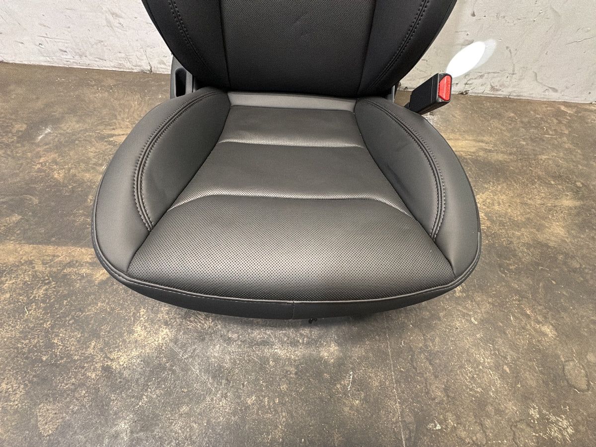2026 Tesla Model Y Juniper Front Right Seat Assembly 2700041-F1-B