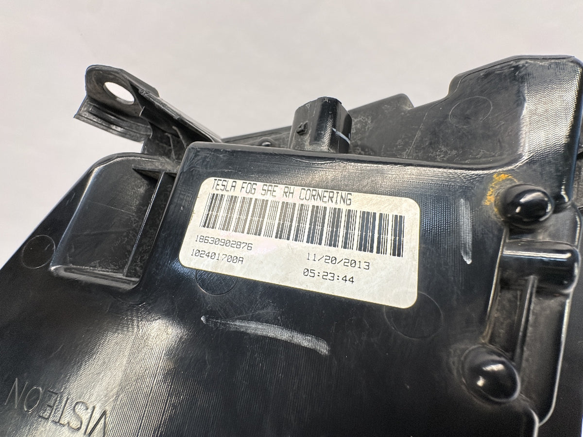2013 Tesla Model S Lamp Front Cornering Right 1024017-00-A