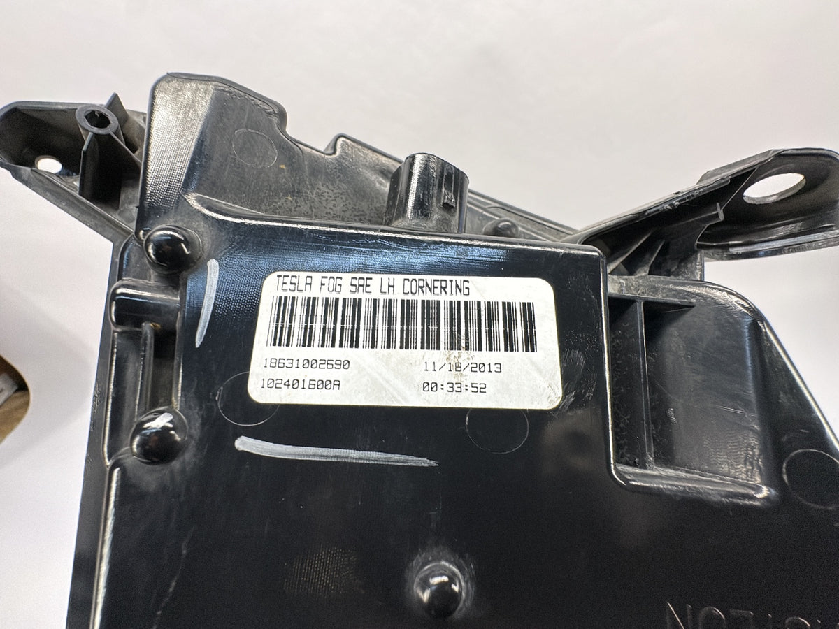 2013 Tesla Model S Lamp Front Cornering Left 1024016-00-A