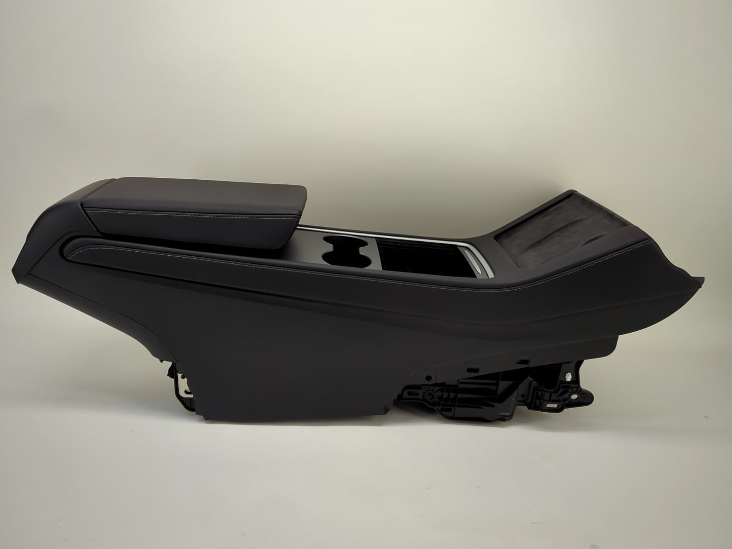 2023 Tesla Model 3 Center Console 2.0 1755501-71-F