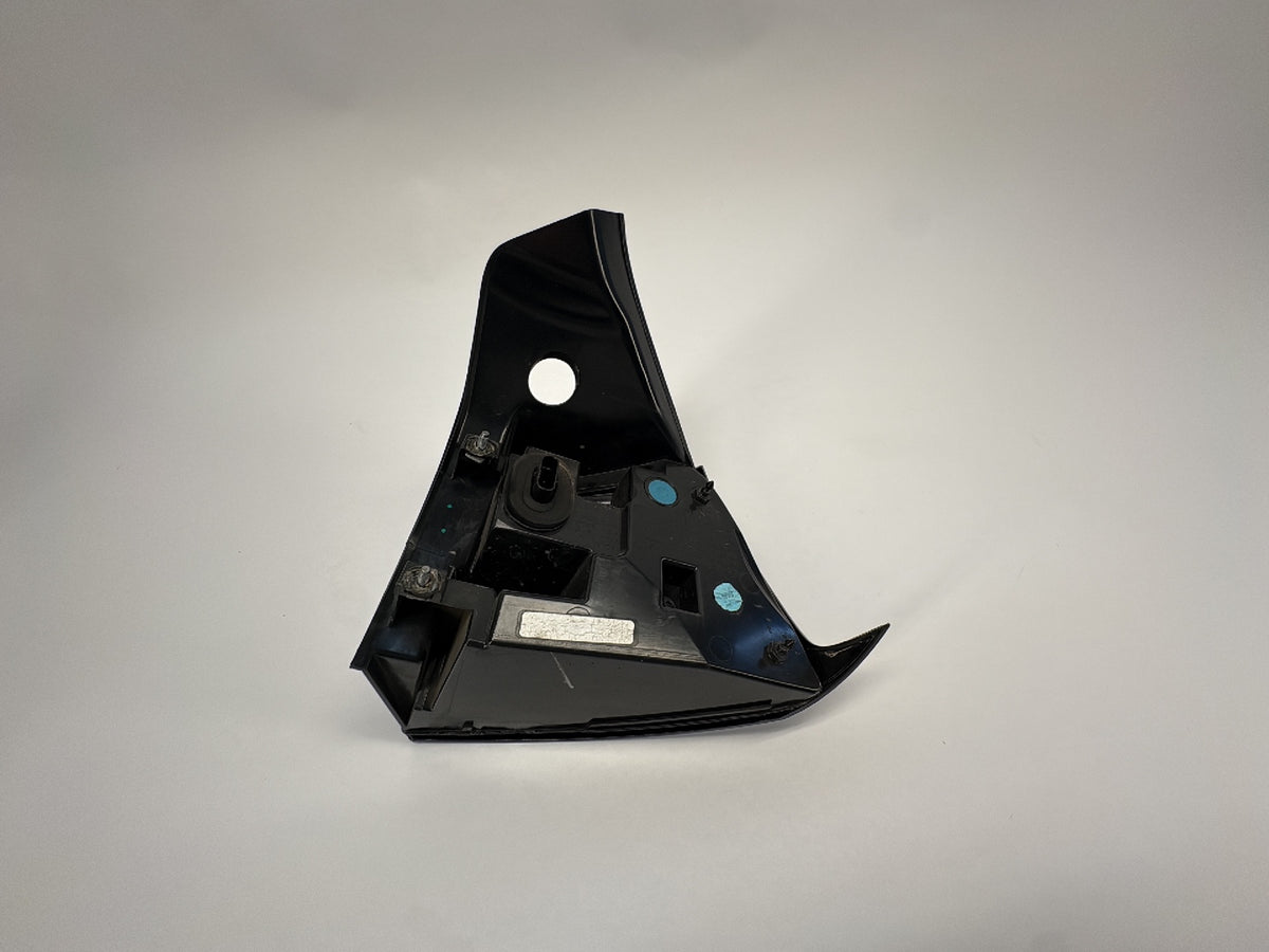 2020-2023 Tesla Model 3 Tail Lamp Rear Bodyside Left 1077397-00-H