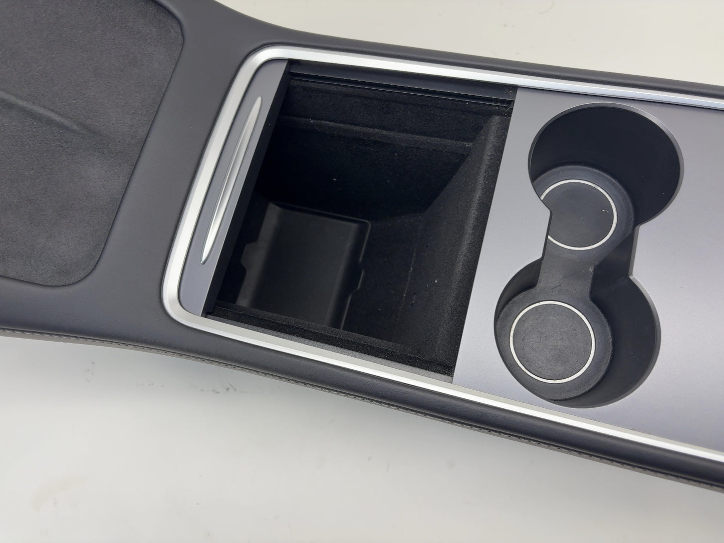 2022-2023 Tesla Model 3 Center Console 2.0 1755503-70-C